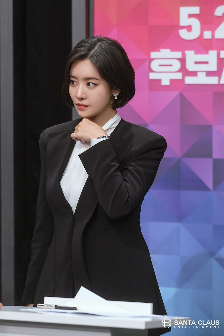 '더 글로리' 혜정이 수행비서 시절 | 인스티즈