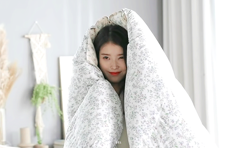 아이유 이브자리 광고.gif | 인스티즈