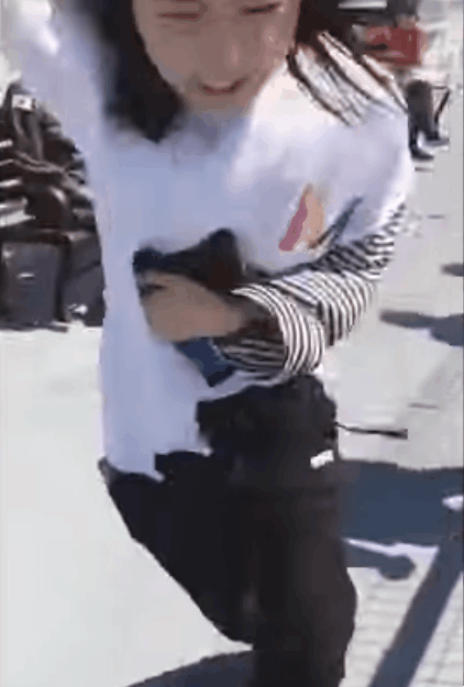 브레이브걸스 유나 백령도 위문공연 가던 모습 | 인스티즈