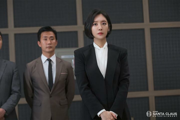 '더 글로리' 혜정이 수행비서 시절 | 인스티즈
