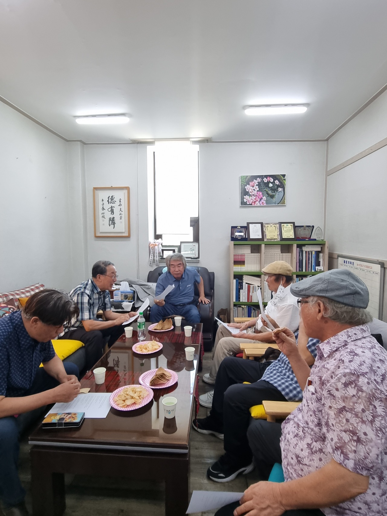 카페거너실 이미지