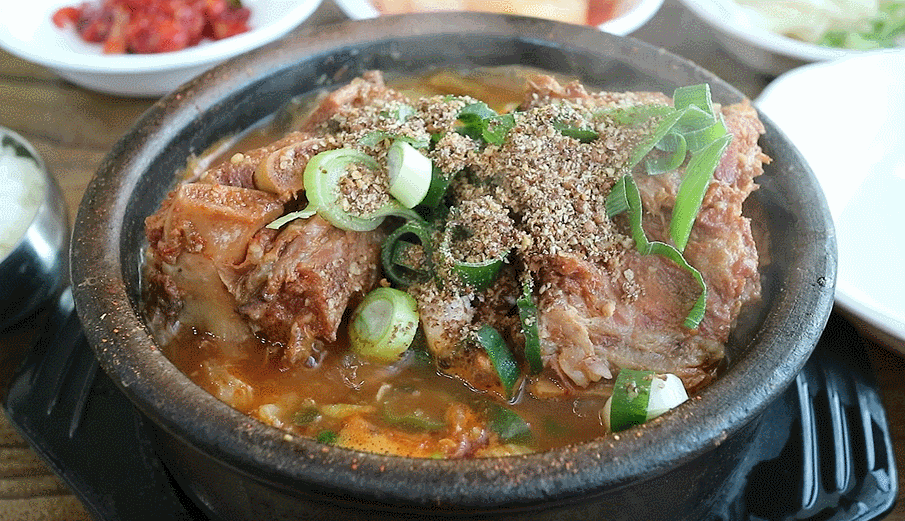 [고르기] 뼈해장국 먹을때 난 이렇게 먹는다 | 인스티즈