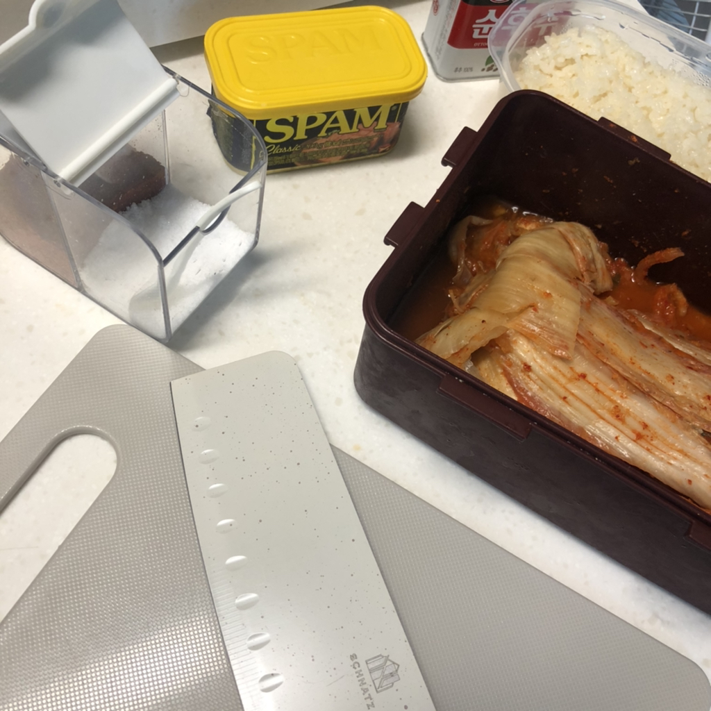 단 5분만에! 만드는 초 간 단 묵은지스팸볶음밥🧑��‍🍳 주먹밥응용 가능한! | 인스티즈