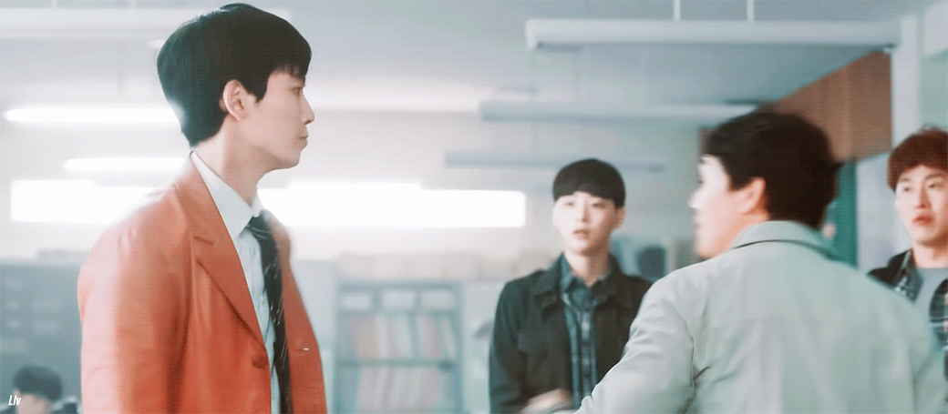 살인범에게 총을 맞고 눈을 떴는데 1988년도로 왔어요;;...jpg | 인스티즈