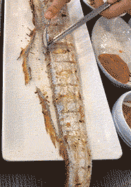 남친이 다른 여자 생선 가시 발라주는 거 이해 가능하다 vs 불가능하다 | 인스티즈