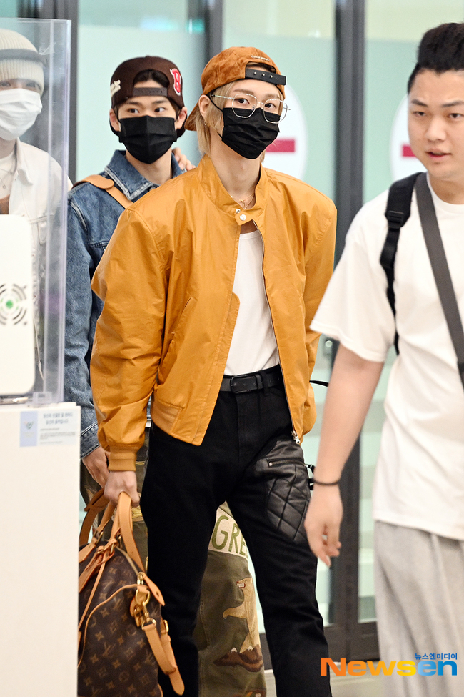 라이즈 원빈 입국 기사짤 | 인스티즈