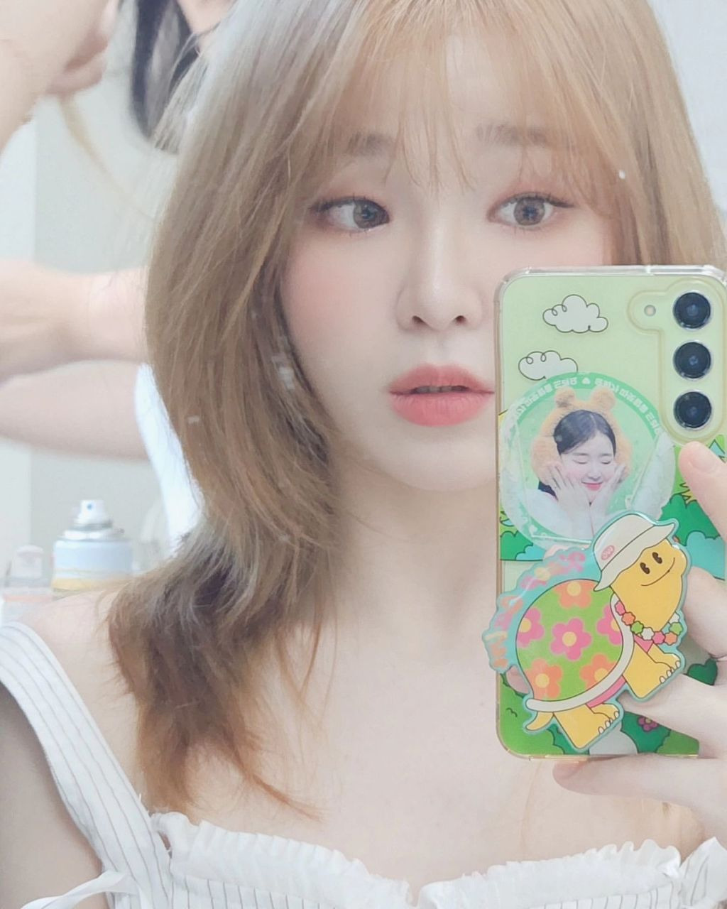 오마이걸 승희 거울셀카 인스타 업뎃 | 인스티즈