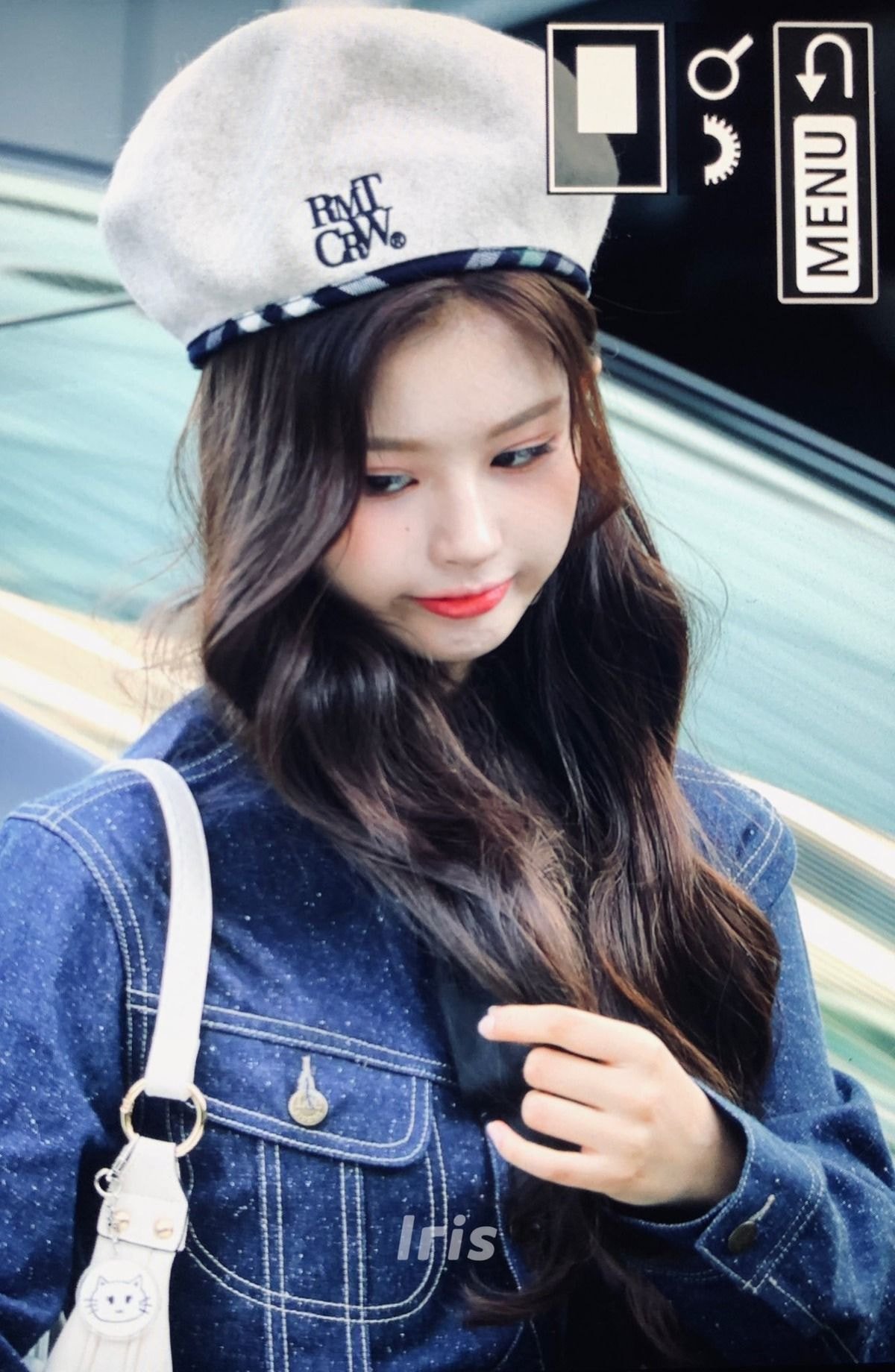 오늘자 베레모 이상하게 쓰고 출근한 엔믹스 설윤 | 인스티즈