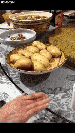 강원도 위조지폐 적발 현장.gif | 인스티즈