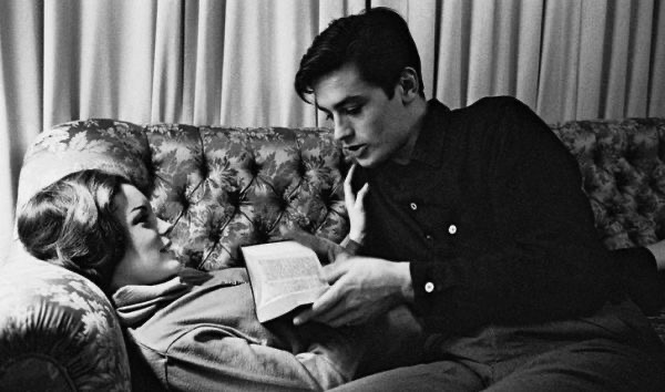 친했던 친구와 점점 보는 세상의 풍경이 달라진다는 건 참 슬픈 일이야.twt | 인스티즈