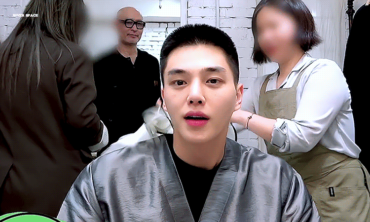 은근 다양한 머리를 했던 송강 | 인스티즈