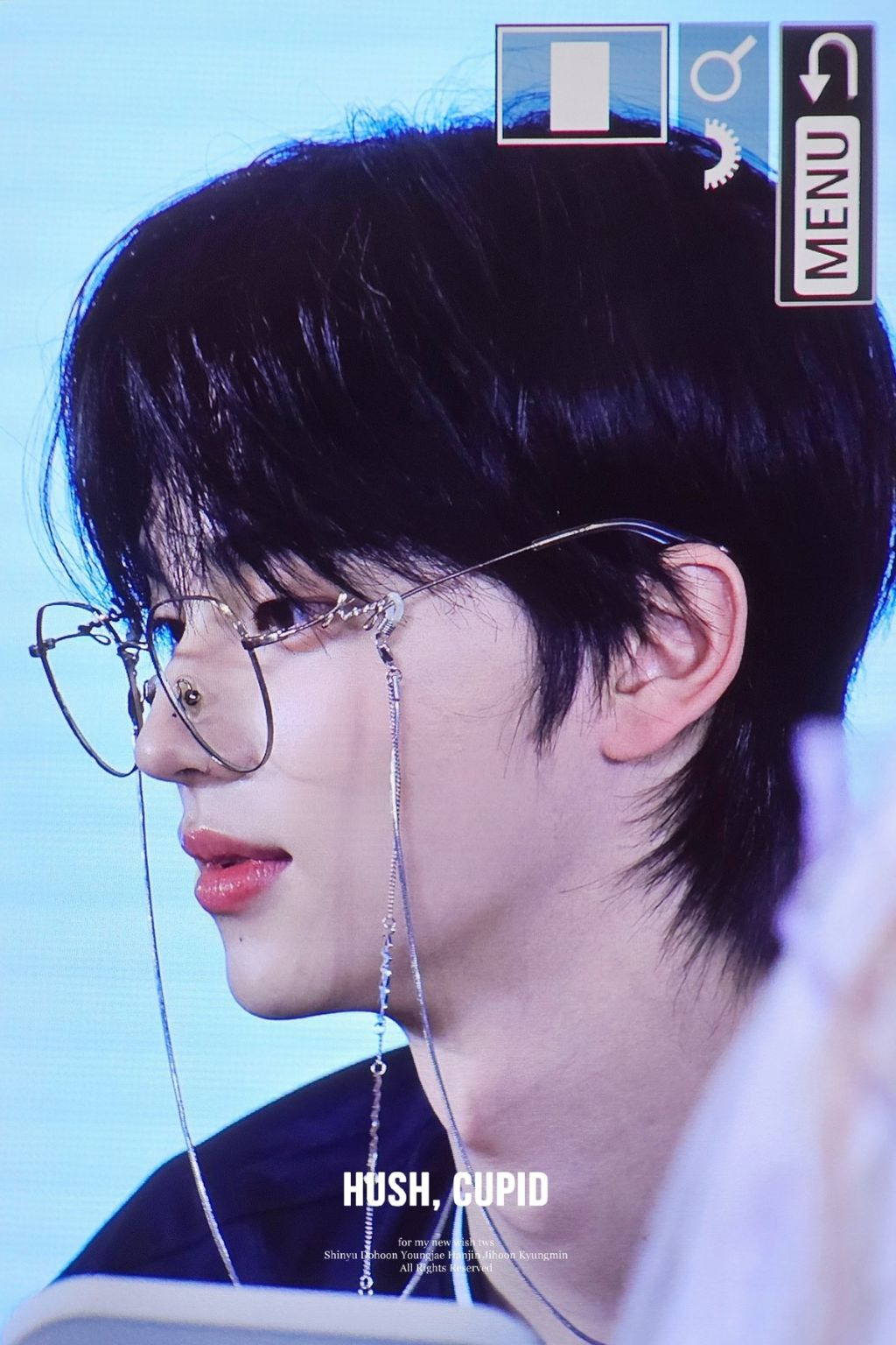 볼수록 정말 트렌디하게 잘생긴듯한 투어스 신유 | 인스티즈