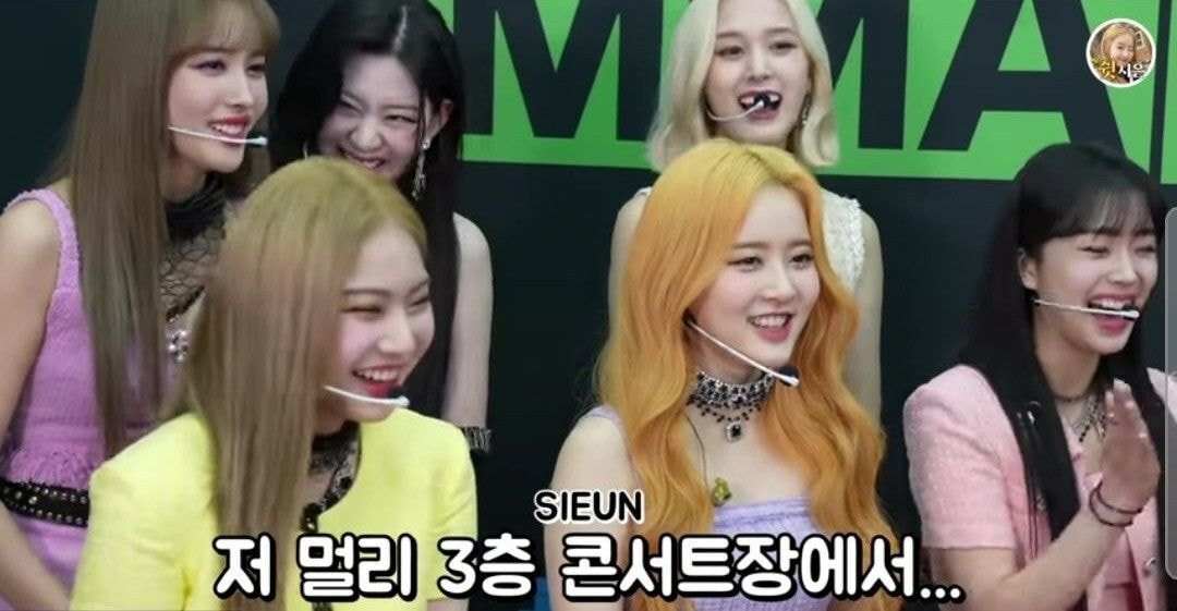 아이유 없는 아이유 생일을 매년 챙기고 있는 걸그룹 멤버 | 인스티즈