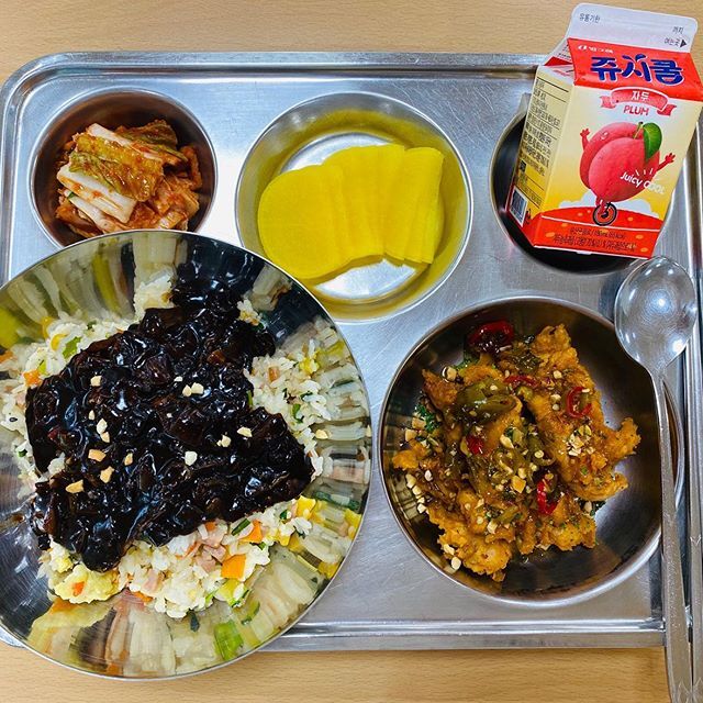단체급식 맛초킹치킨 맛초킹탕수육 jpg | 인스티즈
