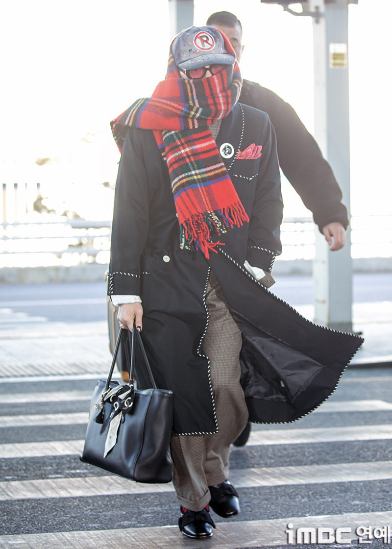 오늘자 지드래곤 출국길.jpg | 인스티즈