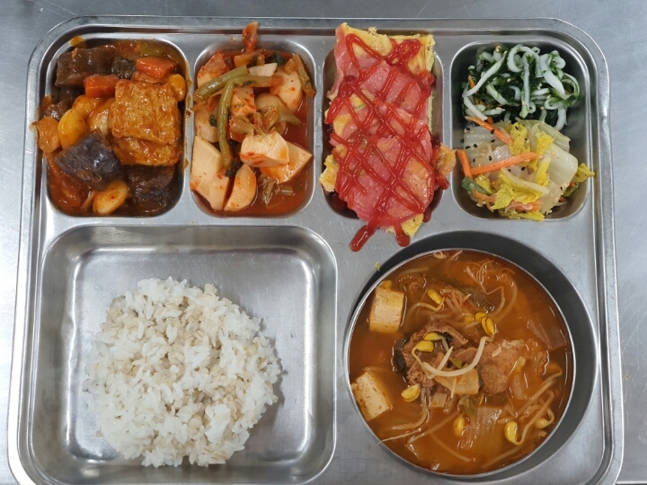 274b25ded850f8a2dfec6c3ae750e4d2c41271bf