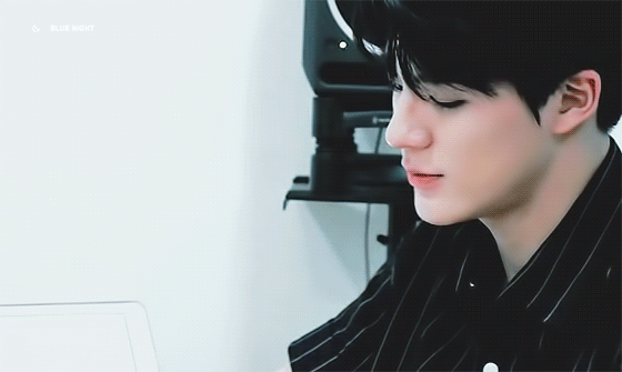 "도대체 어떤 사랑을 했기에 이런 가사를..", 소리 듣는 가수 'Young K(데이식스)'의 노래 가사들 | 인스티즈