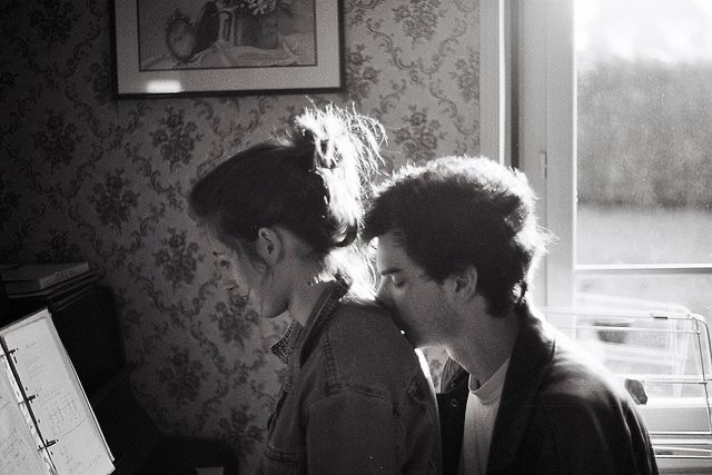 친했던 친구와 점점 보는 세상의 풍경이 달라진다는 건 참 슬픈 일이야.twt | 인스티즈