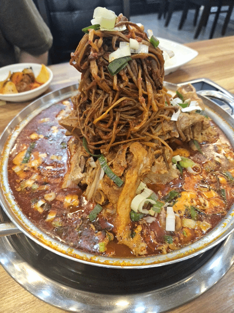 고구마순 감자탕 | 인스티즈
