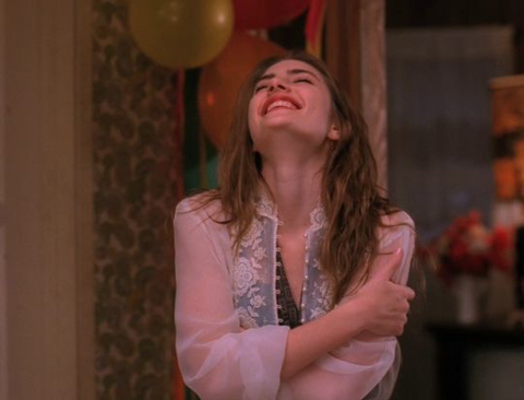 사랑은 낭만적이라 지독하리만큼 아프고 금방 시들어버려서 | 인스티즈