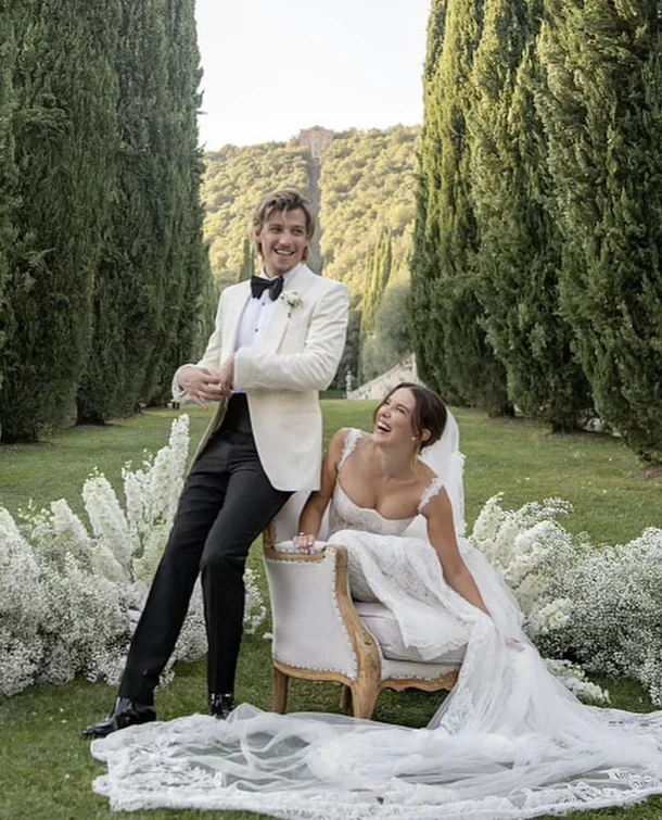 딸 입양한 밀리 바비 브라운 | 인스티즈