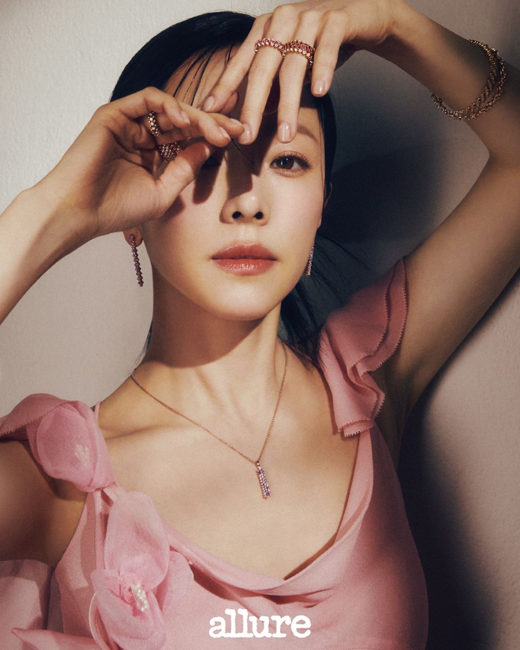 얼루어 4월호 한지민 화보 | 인스티즈