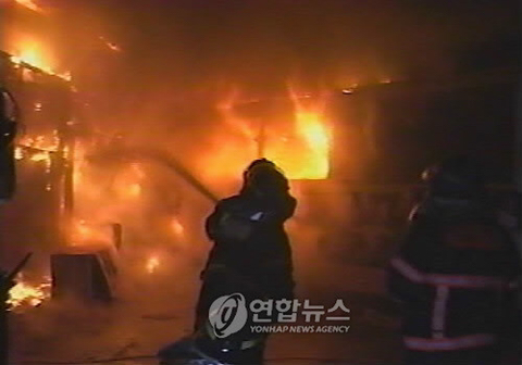 "여기도 사람이 있다...!” 6명 사망, 용산 참사 | 인스티즈