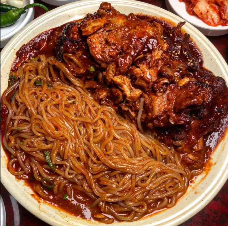 주로 부산에서만 먹는다는 감자사리 | 인스티즈