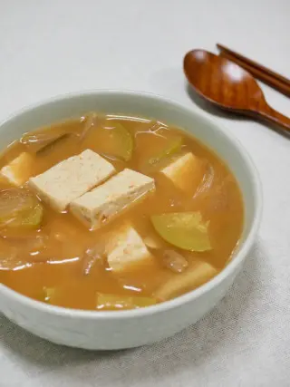 이 국 하나만 있으면 밥 한 공기 뚝딱인 최애 국은? .jpg | 인스티즈