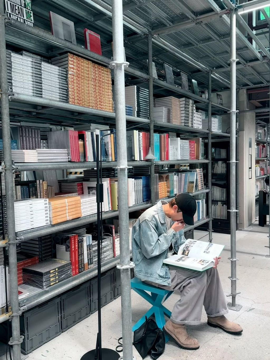 방탄소년단 알엠 인스타 사진 업뎃 | 인스티즈