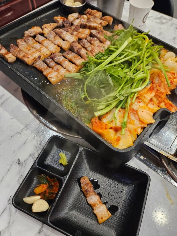 미나리 김치 삼겹살.jpg | 인스티즈