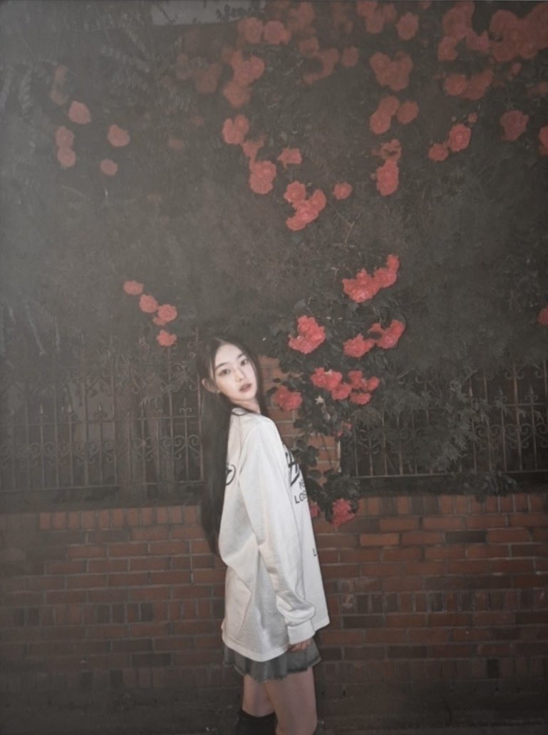 키키 이솔이 오늘 버블에서 직접 풀어준 연습생 시절 사진 | 인스티즈