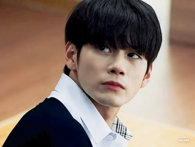 "도대체 어떤 사랑을 했기에 이런 가사를..", 소리 듣는 가수 'Young K(데이식스)'의 노래 가사들 | 인스티즈