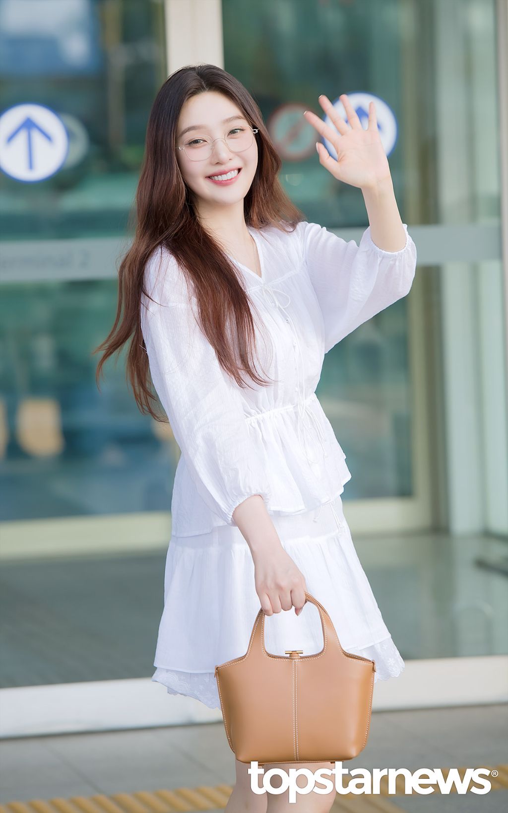 푸켓으로 출국하는 레드벨벳 조이 | 인스티즈