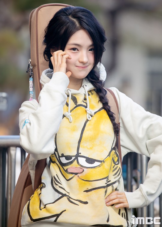 엘리스 소희 송소희 한소희 베복 이희진 닮은거같은 신인솔로가수 규빈 | 인스티즈