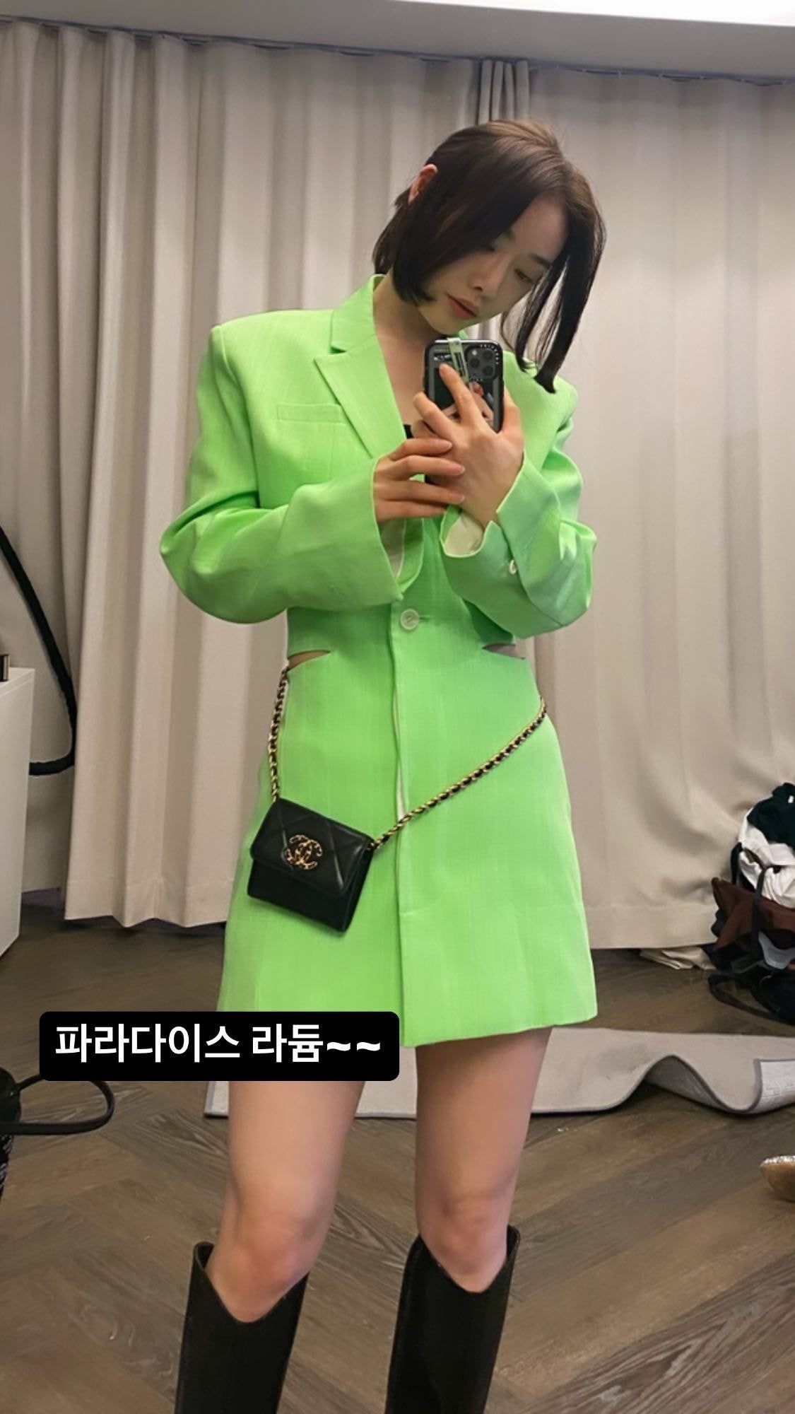 캐릭터랑 ㄹㅇ 찰떡이라 코디 열일한게 느껴지는 더글로리 속 이사라 스타일링 모음 | 인스티즈