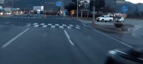 톨게이트 진입 레전드.gif | 인스티즈