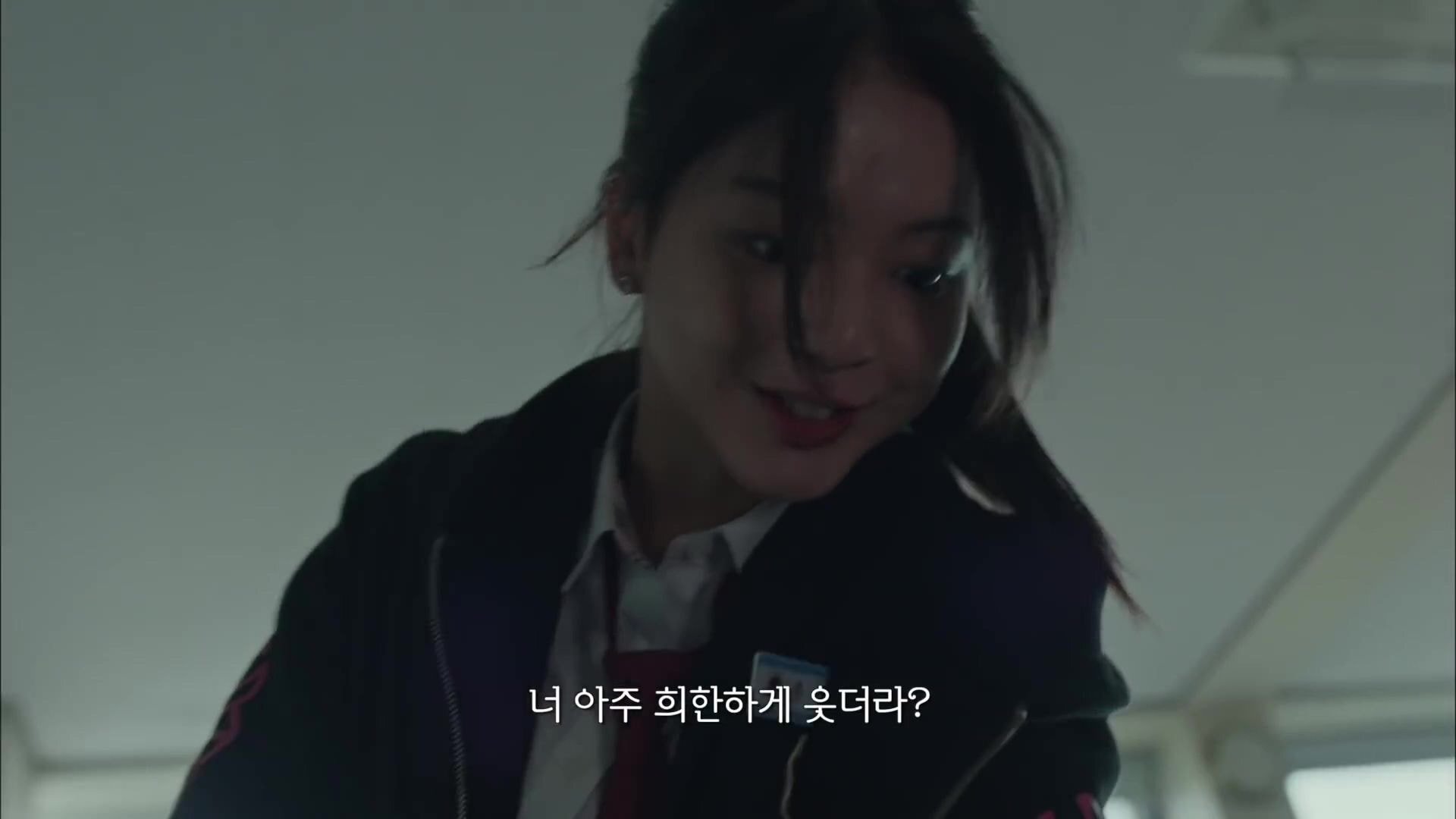 학폭 피해자의 쌍둥이 언니가 사이코패스여서 대신 등교해 가해자들 박살 내는 드라마 | 인스티즈