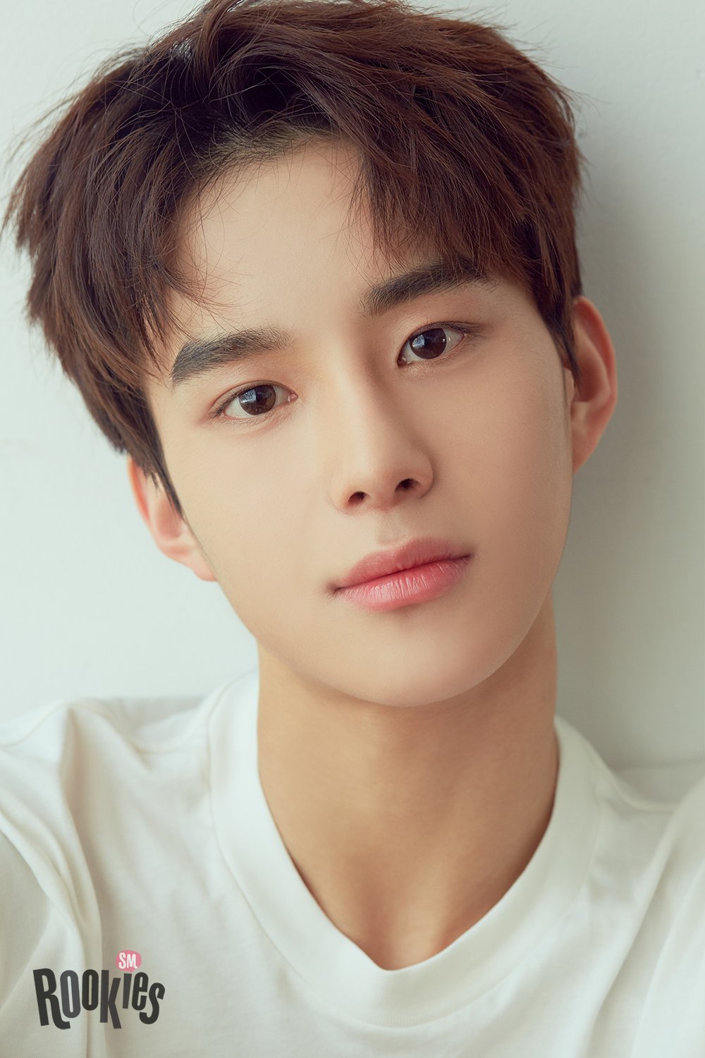 8년전 오늘 에스엠루키즈로 공개된 NCT 정우 | 인스티즈