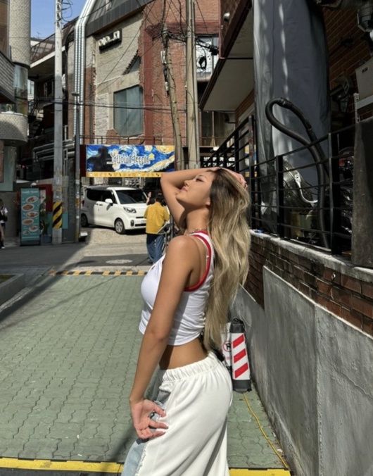 어제자 워터밤 핫걸이라고 현장 반응 터졌다는 아이돌 | 인스티즈