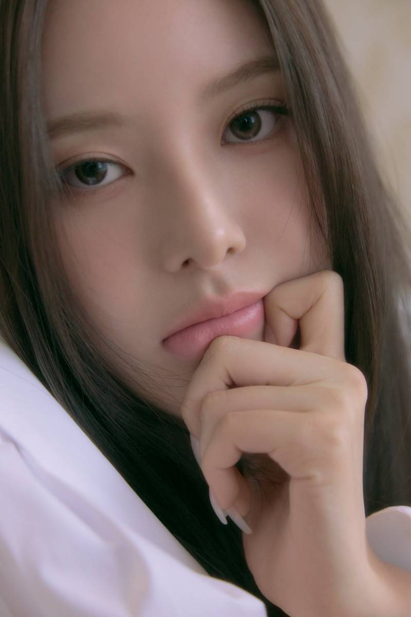 진짜 비주얼합 미친 것 같은 신인 여돌 이즈나 | 인스티즈