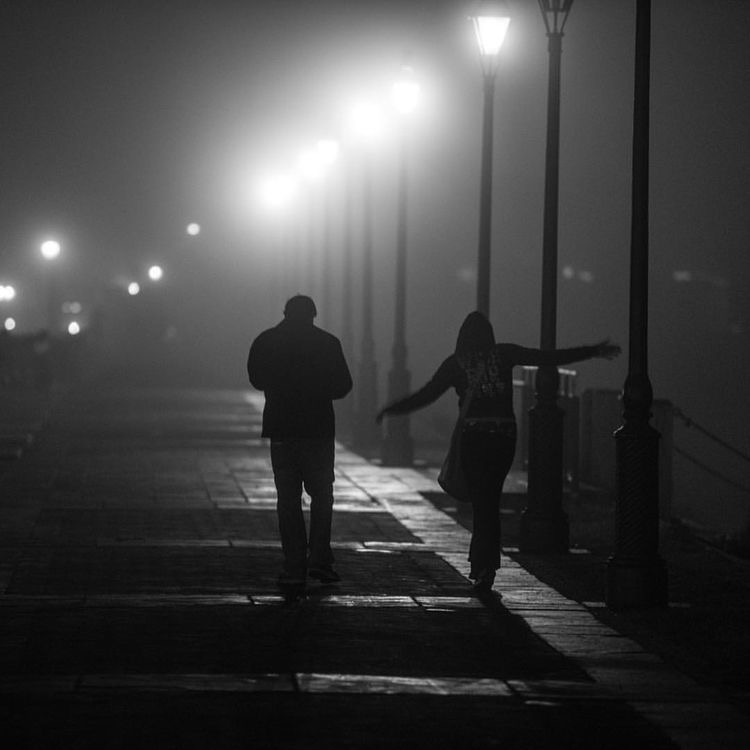 친했던 친구와 점점 보는 세상의 풍경이 달라진다는 건 참 슬픈 일이야.twt | 인스티즈