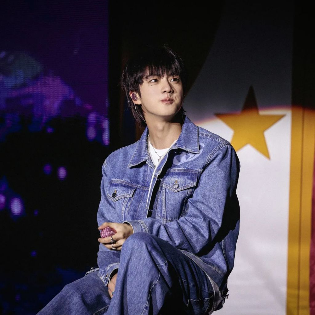 팬쇼케이스 마친 방탄소년단 진 인스타 업뎃 | 인스티즈