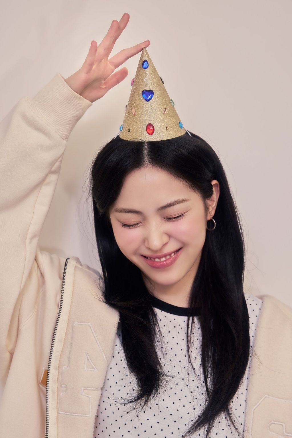 오늘 생일 있지(ITZY) 류진 생일 포토 | 인스티즈