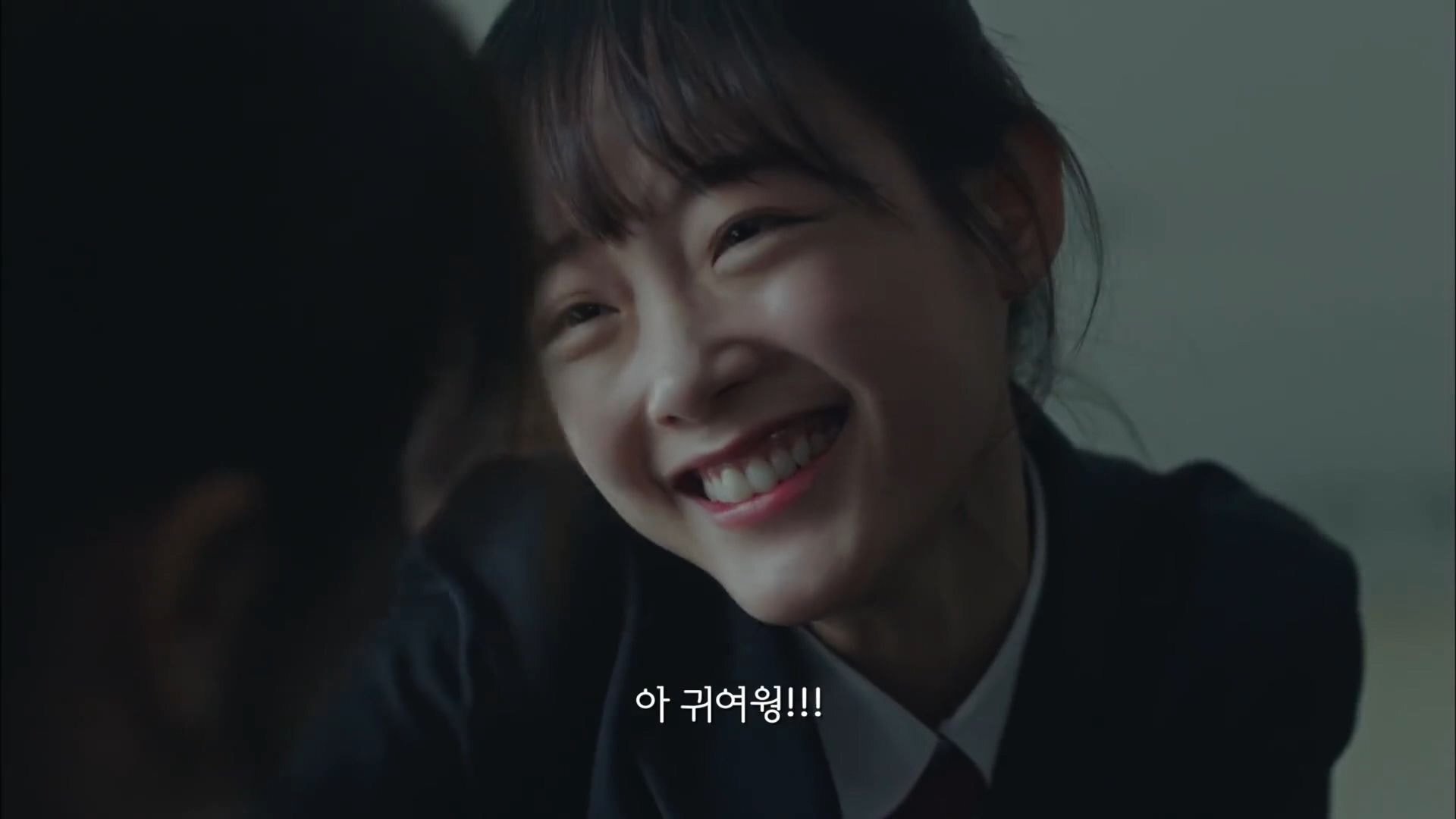 학폭 피해자의 쌍둥이 언니가 사이코패스여서 대신 등교해 가해자들 박살 내는 드라마 | 인스티즈