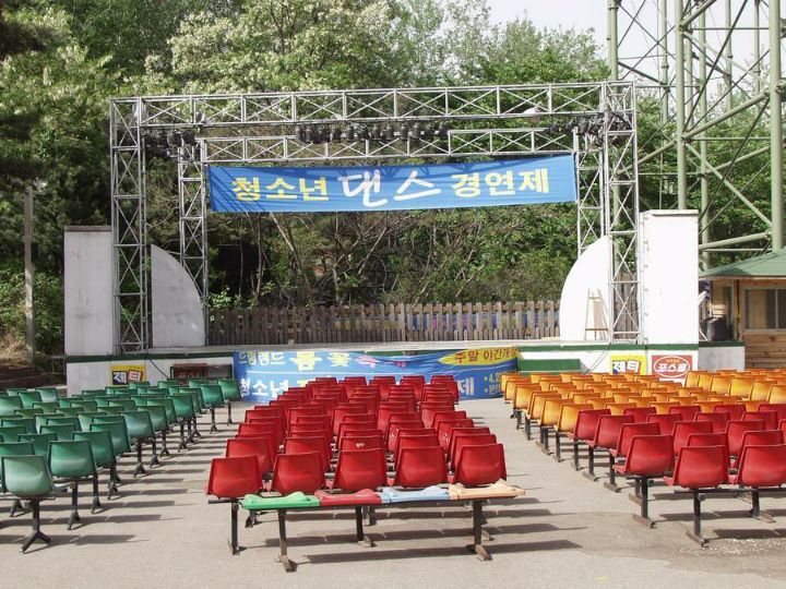 84f4da905e27d139e4df0734de207fd46626cf19