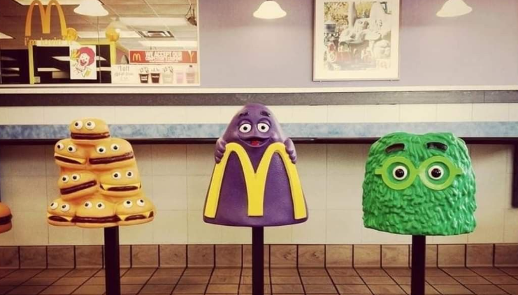 옛날 맥도날드 매장 분위기 | 인스티즈