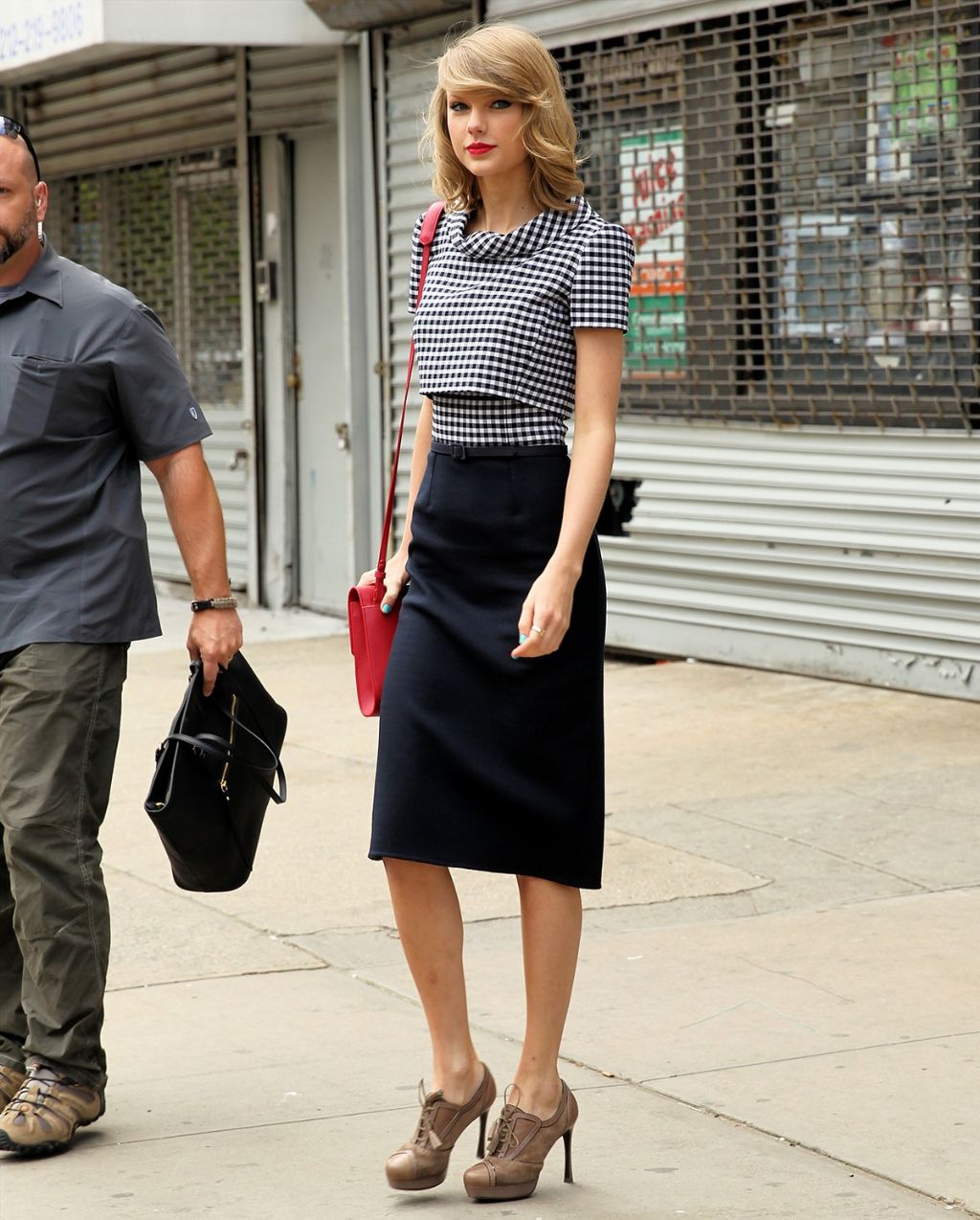 전부 헬스장에서 나오는 중이었다는 테일러 스위프트 레전드 파파라치 사진들 | 인스티즈