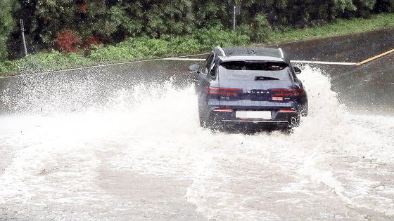 남부 내일부터 최고 150mm 폭우 장마…중부는 푹푹 찐다 | 인스티즈