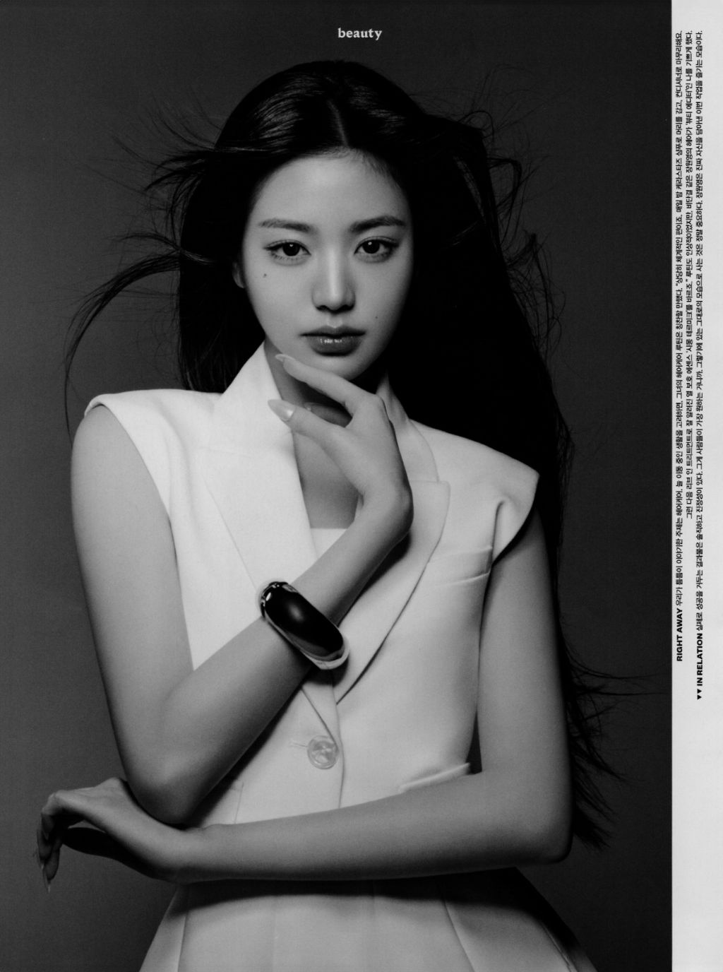 보그 코리아 4월호 아이브 장원영 화보 | 인스티즈